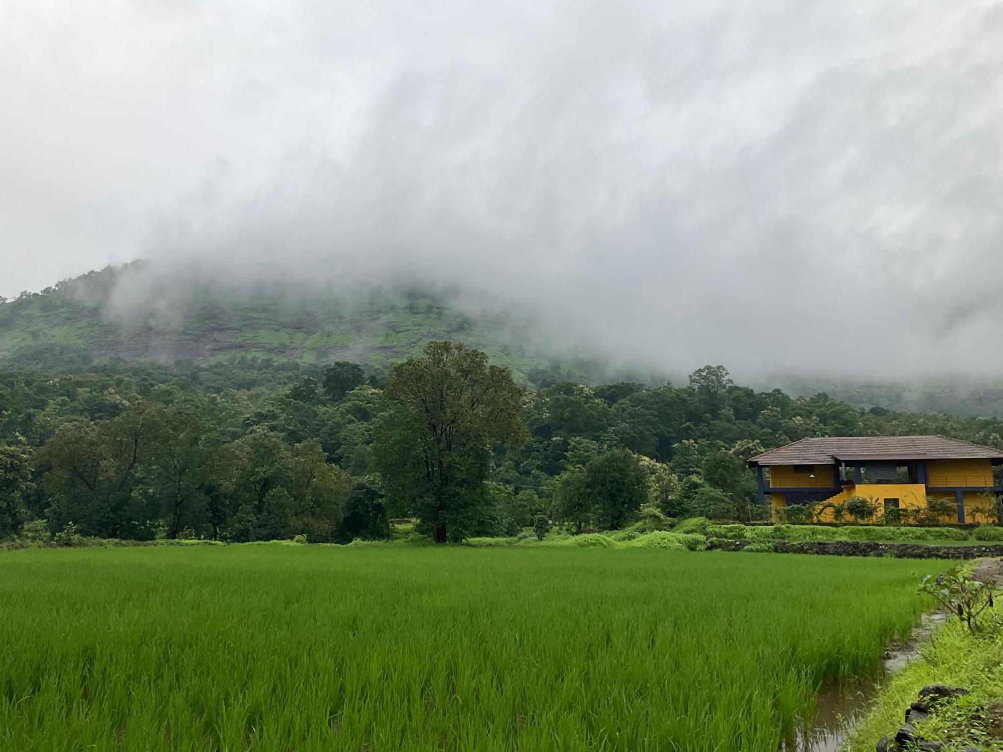 King'S Landing Villa Karjat Exterior photo